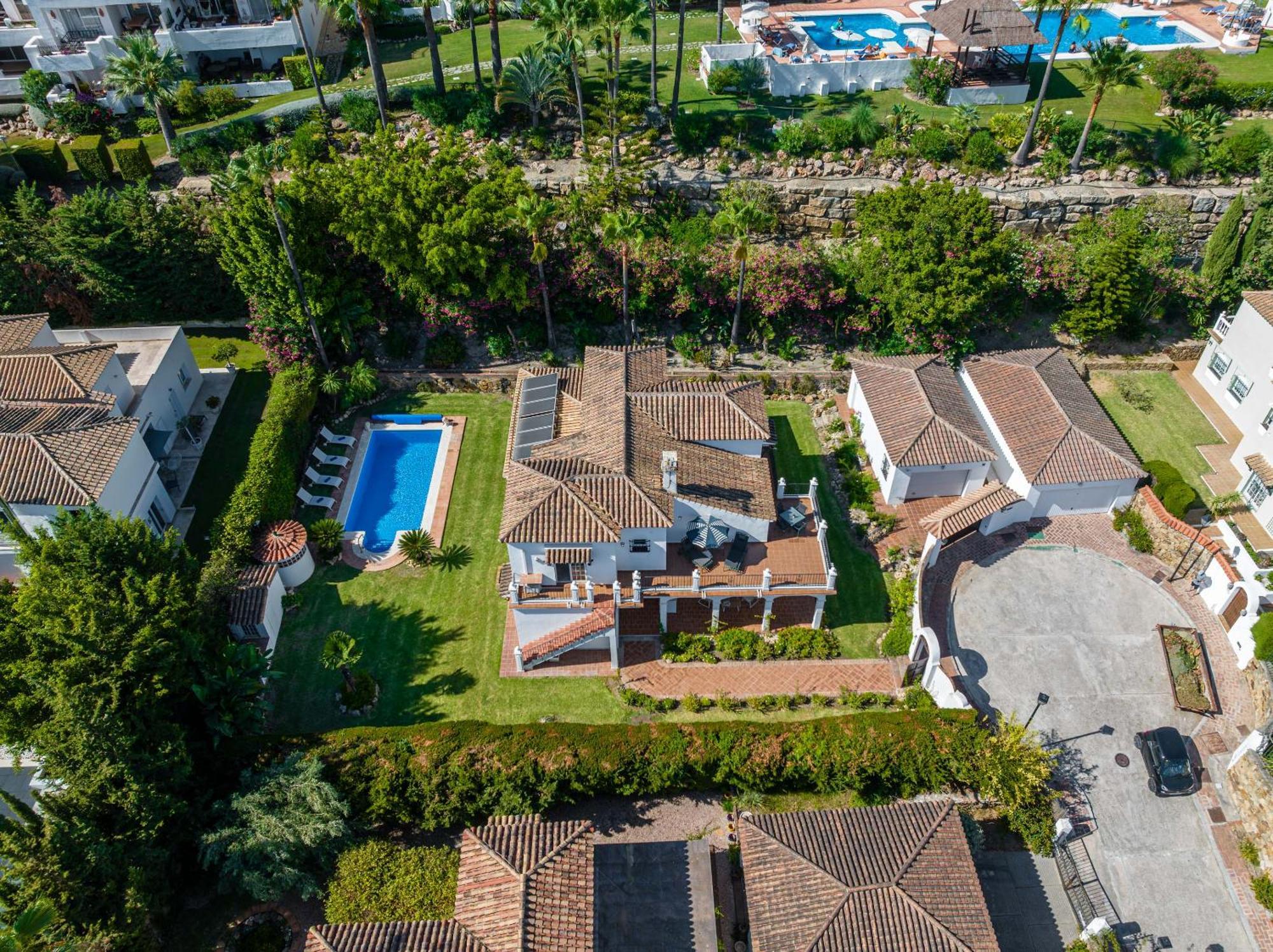 Vacation Marbella I Villa Faldo, Golf Valley, Private Pool, 24H Security, 10 Min From The Marina Exteriör bild